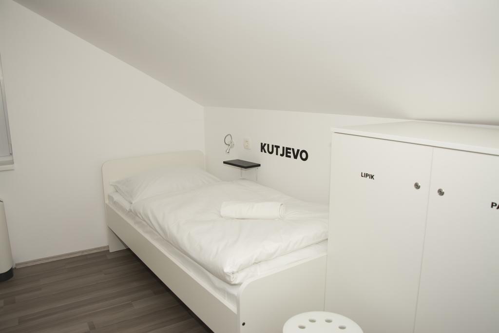 Hostel 101 Dalmatinac Vukovar Ngoại thất bức ảnh