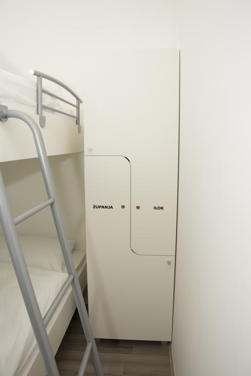Hostel 101 Dalmatinac Vukovar Ngoại thất bức ảnh